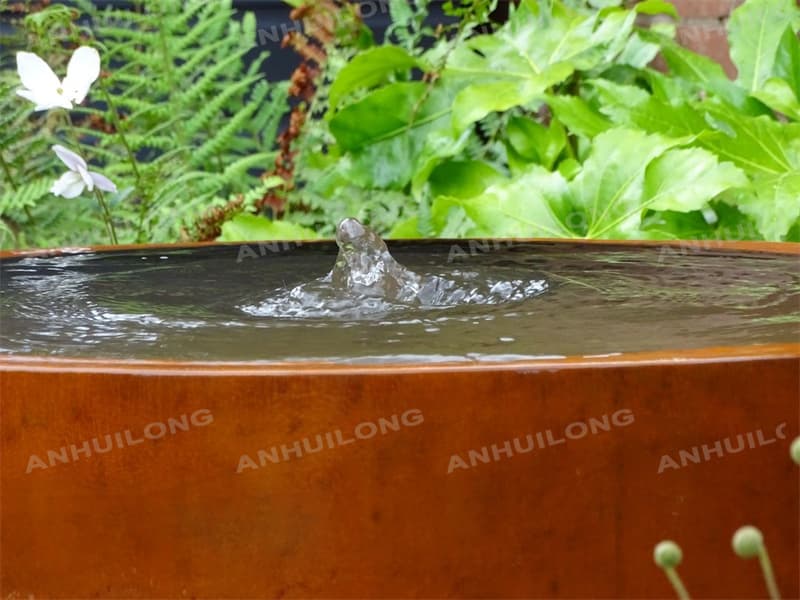 <h3>Curved Water Bowl (Corten Steel) - Harrod Horticultural</h3>
